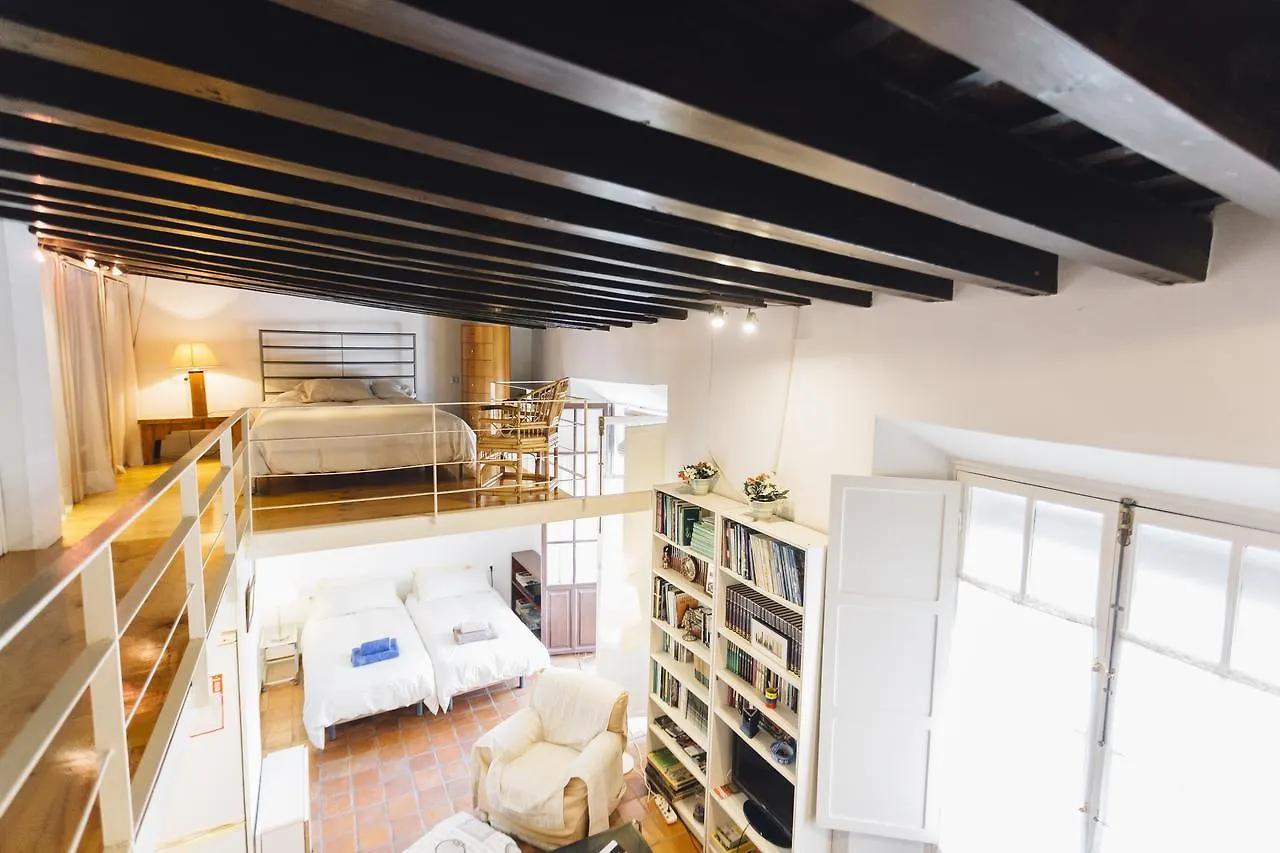 Casa De Las Golondrinas Hotel Sevilla